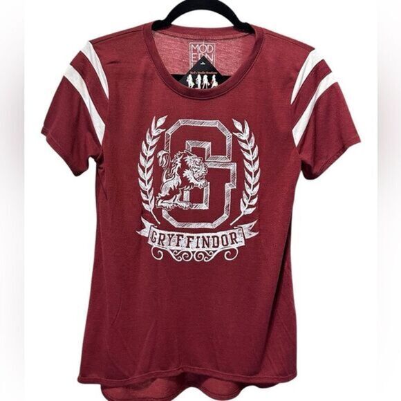 NWOT Women’s Maroon Short Sleeve Graphic Tee Shirt Gryffindor - Size M - Picture 1 of 7